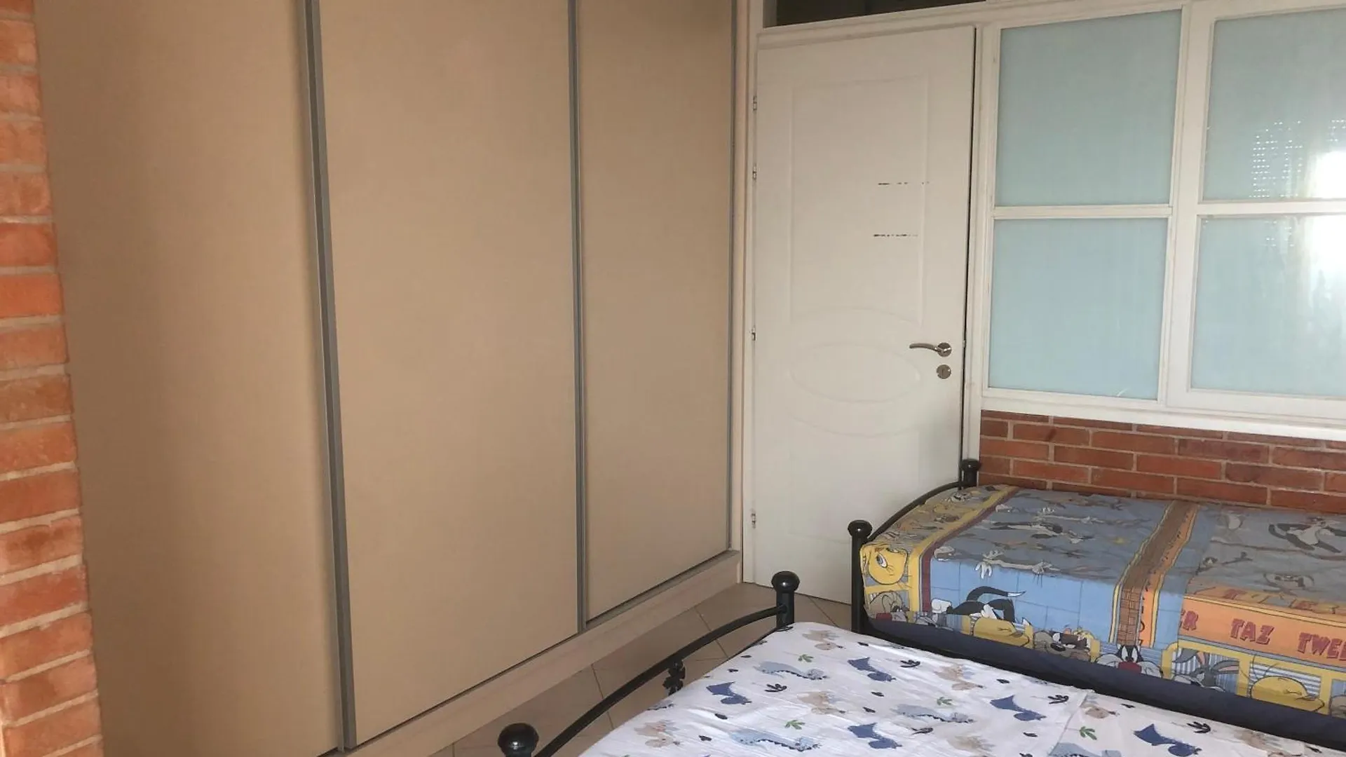 Vlorë Guest House Orest אלבניה
